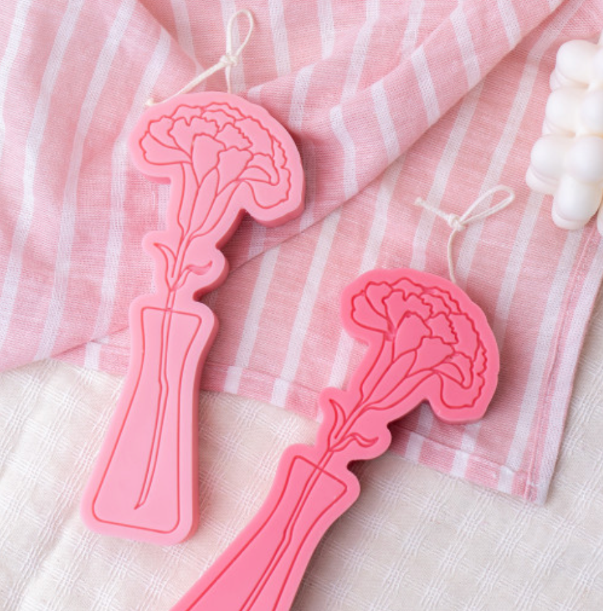 Carnation Shaped Soy Wax Candle │ Mother's day gift │ Yui Brooklyn