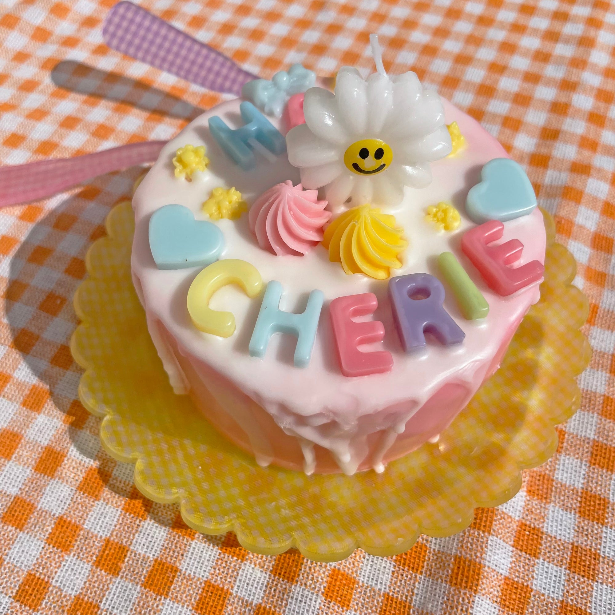 DX Personalized Cake Shaped Soy & BeesWax Candle