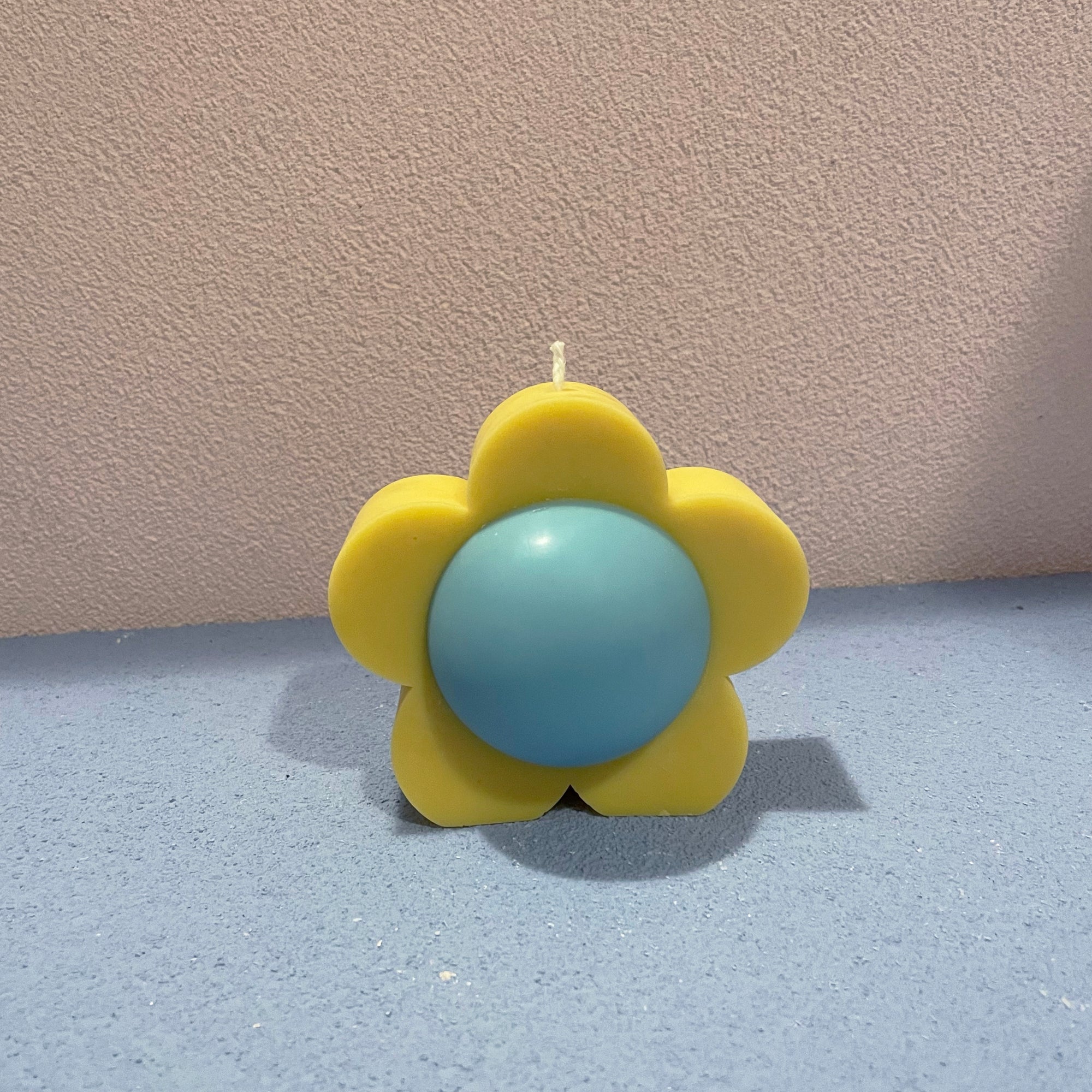 【Ready to ship】Big Flower Shaped Soy & BeesWax Candle