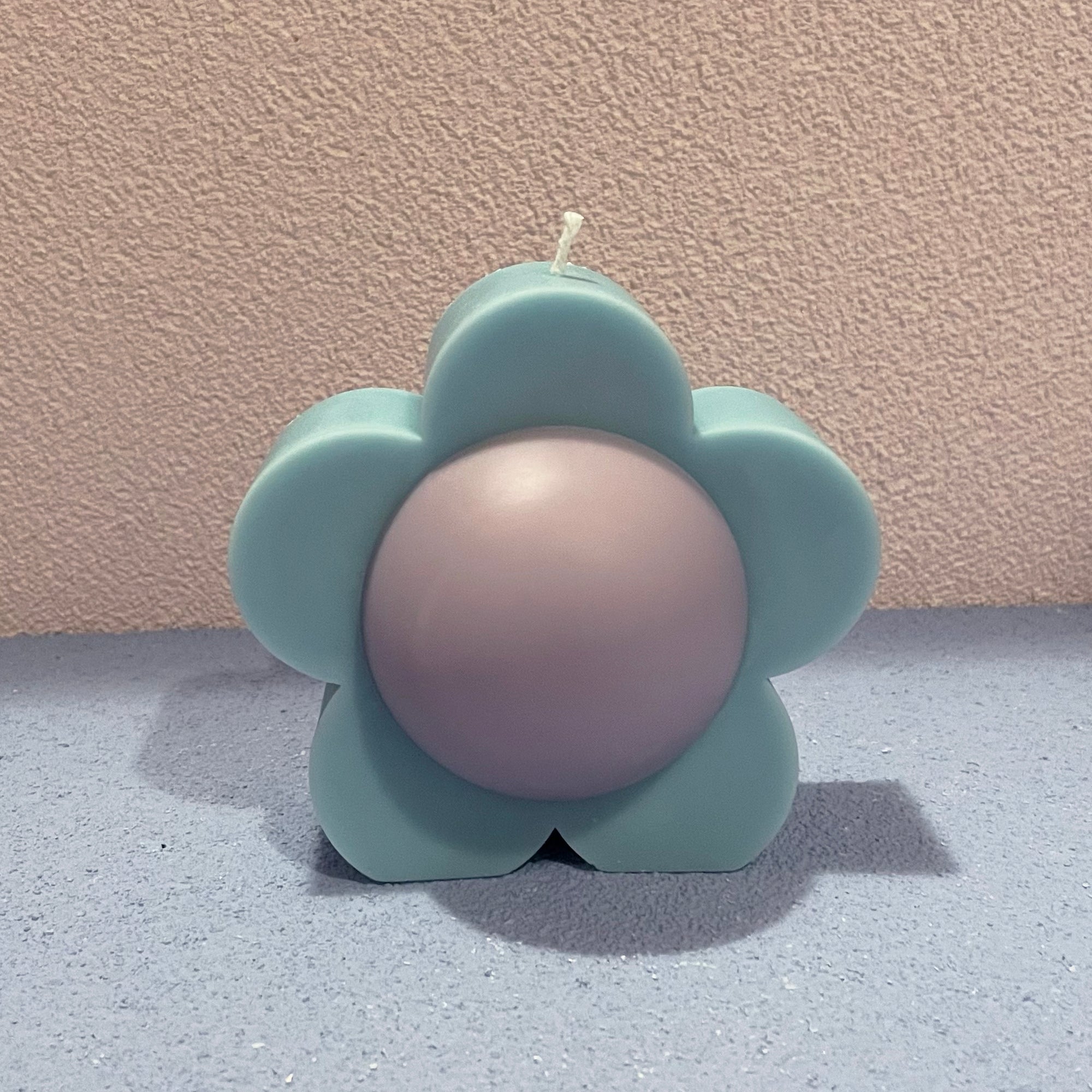 【Ready to ship】Big Flower Shaped Soy & BeesWax Candle