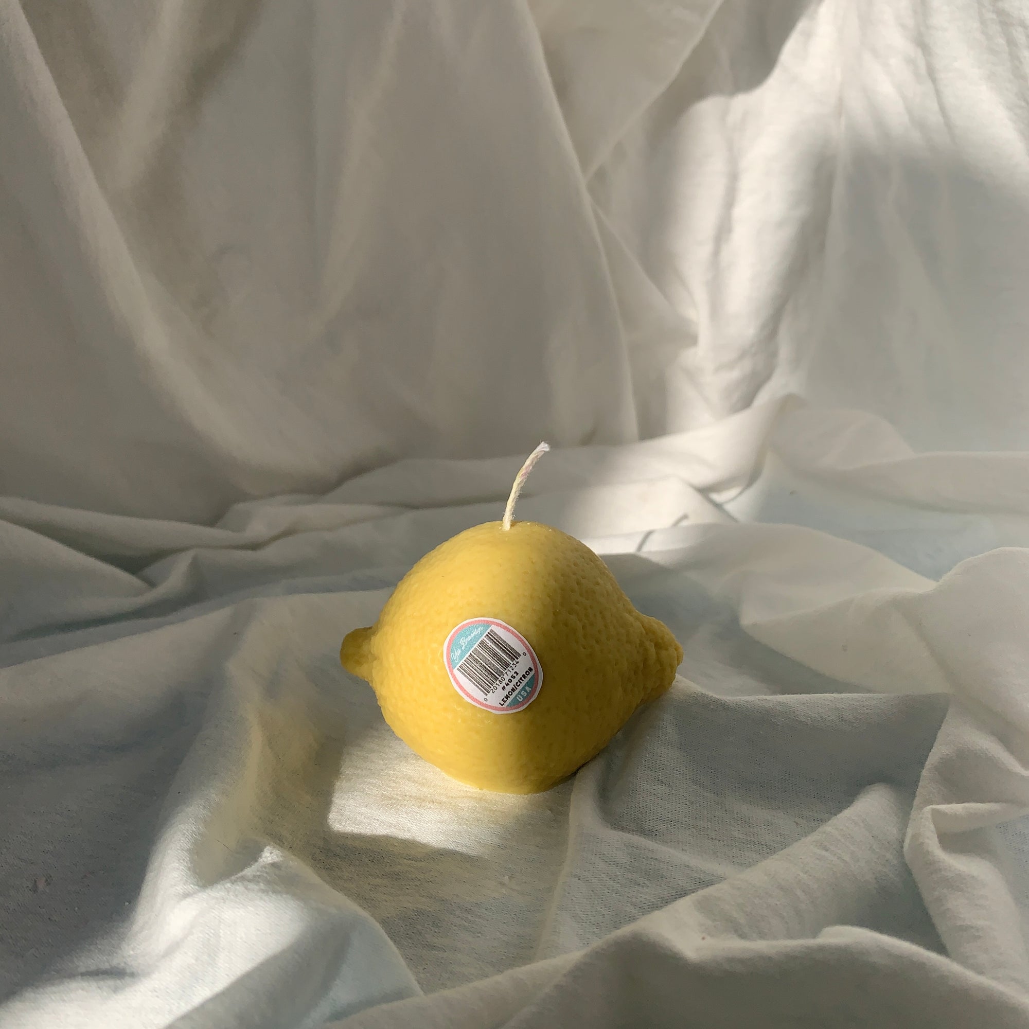 【Ready to ship】Lemon Shaped Soy & BeesWax Candle