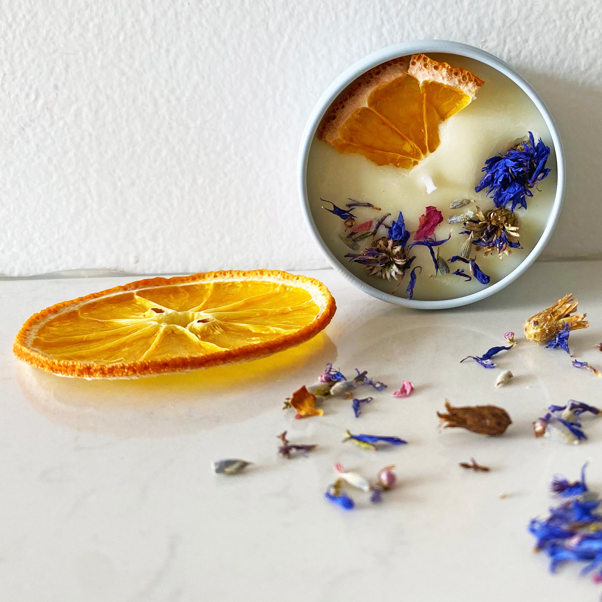 Relax. Refresh. Reconnect. Signature Candle ┃Yui Brooklyn