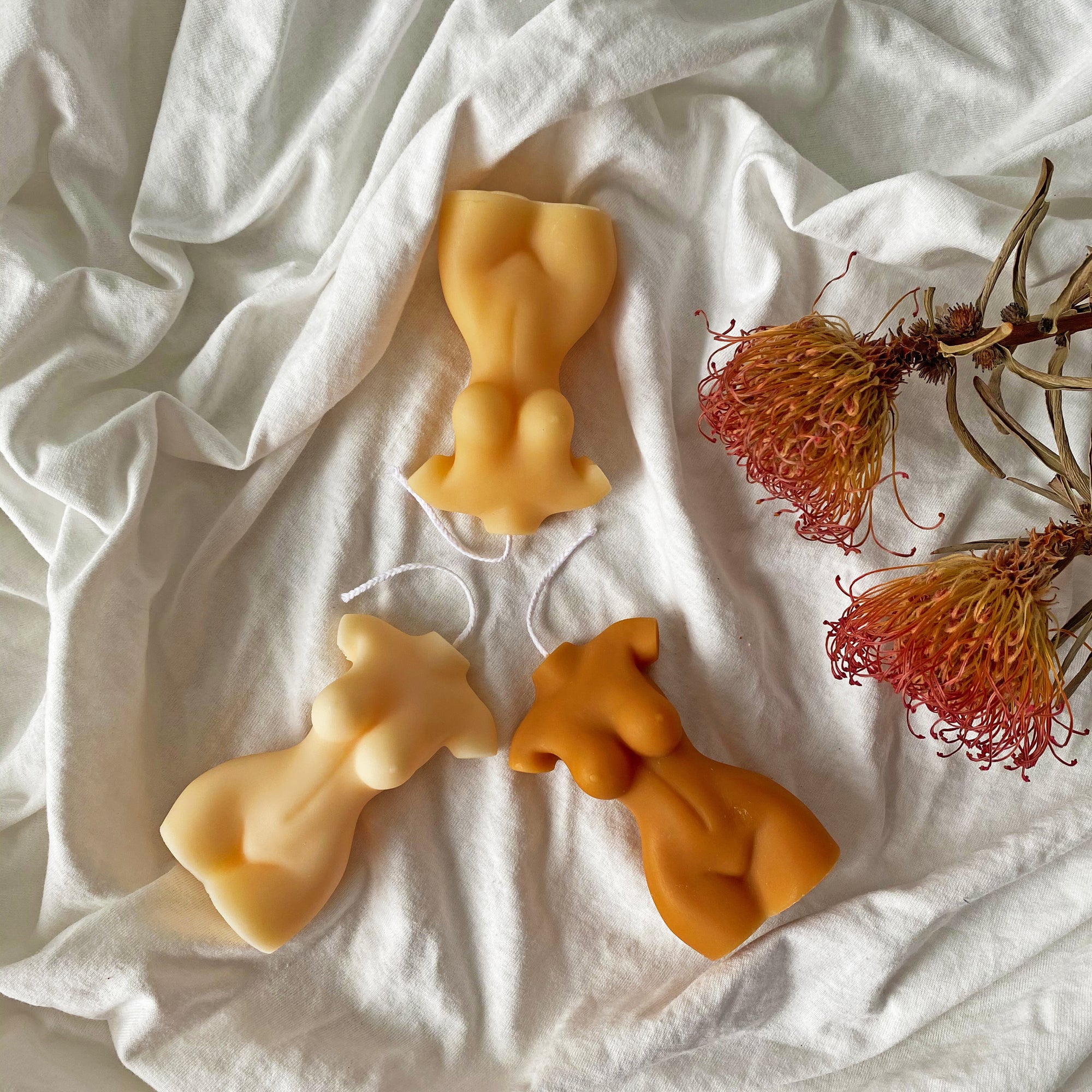【Ready to ship】Female Shaped Soy & BeesWax Candle