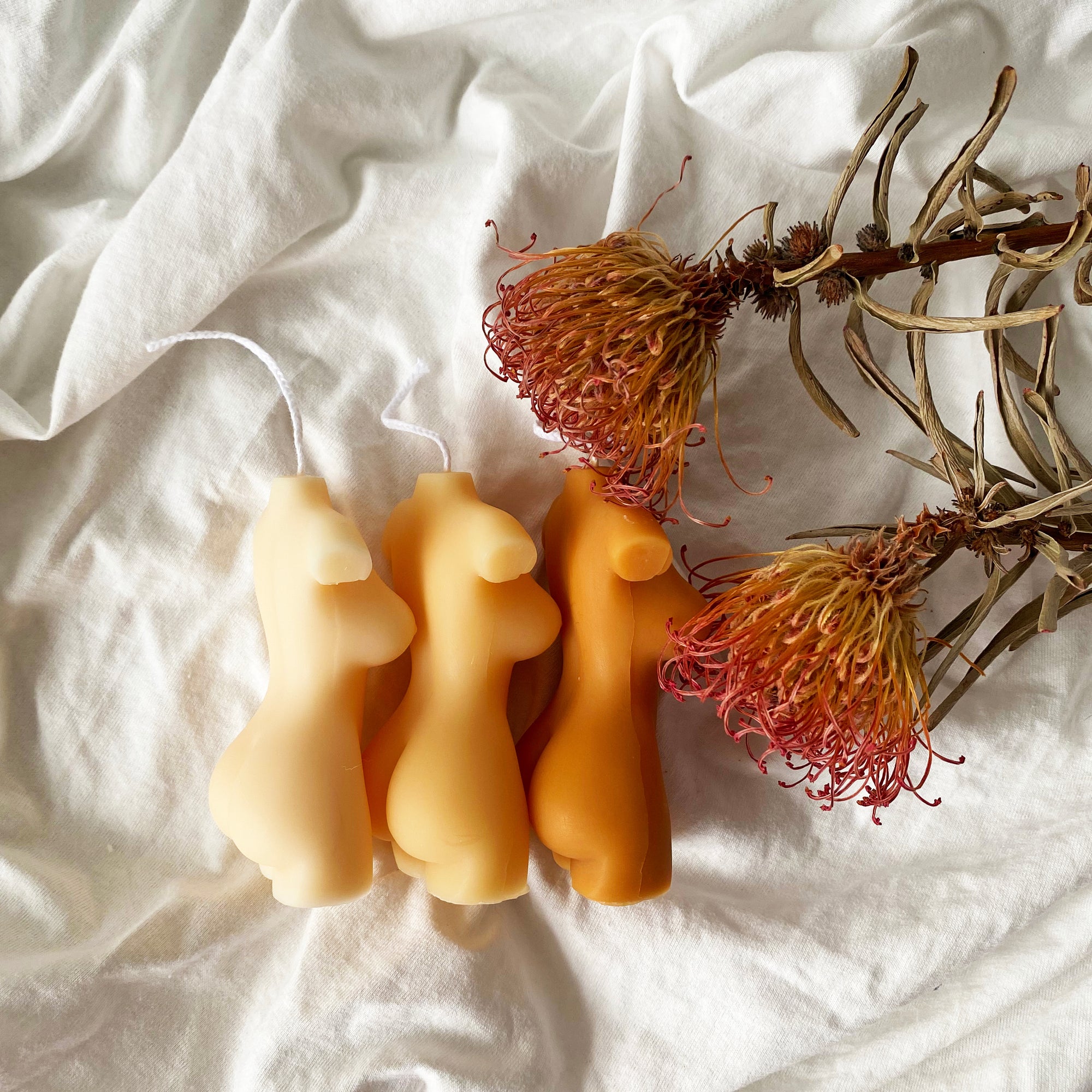 【Ready to ship】Female Shaped Soy & BeesWax Candle
