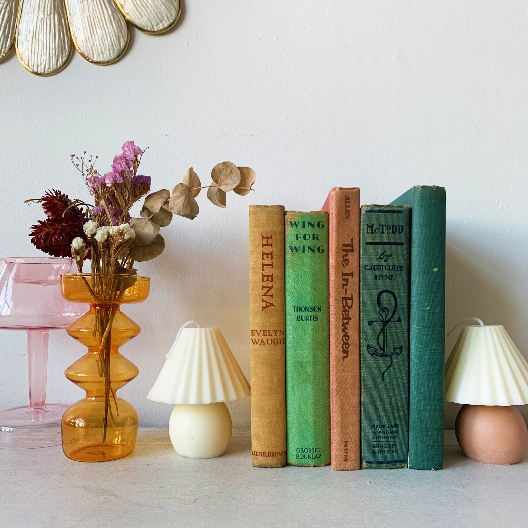 【Ready to ship】Lamp Shaped Soy & BeesWax Candle