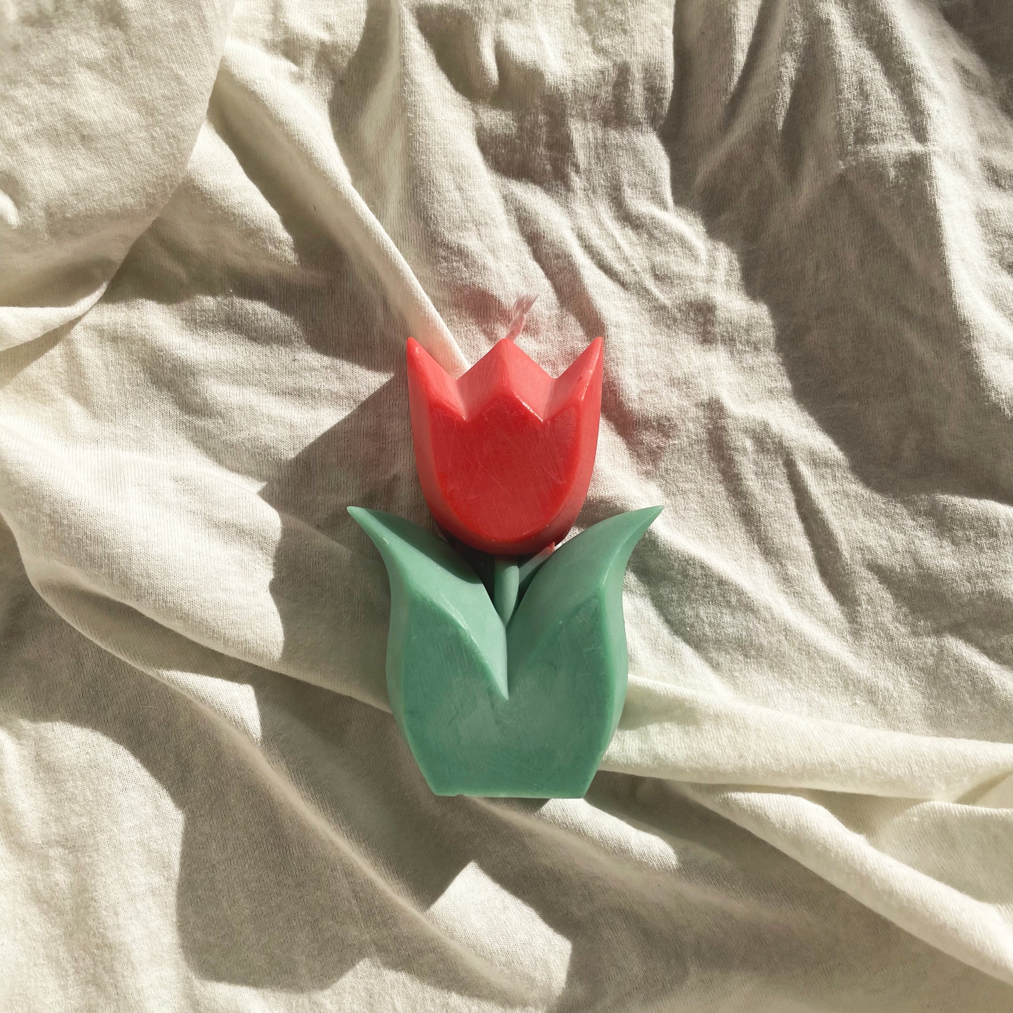 Tulip Shaped Soy Wax Candle │ Kawaii Candle │ Yui Brooklyn